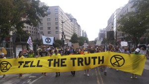 https://www.earthisland.org/journal/index.php/articles/entry/extinction-rebellions-first-big-act-of-civil-disobedience-in-us-shuts-down-rush-hour-traffic-in-dc?gclid=EAIaIQobChMI-fuSyKuz5QIVi5yzCh0fbwEkEAAYASAAEgJdsvD_BwE